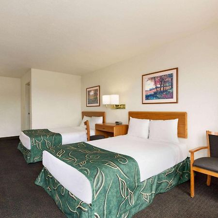 Travelodge By Wyndham Sharon Springs 外观 照片