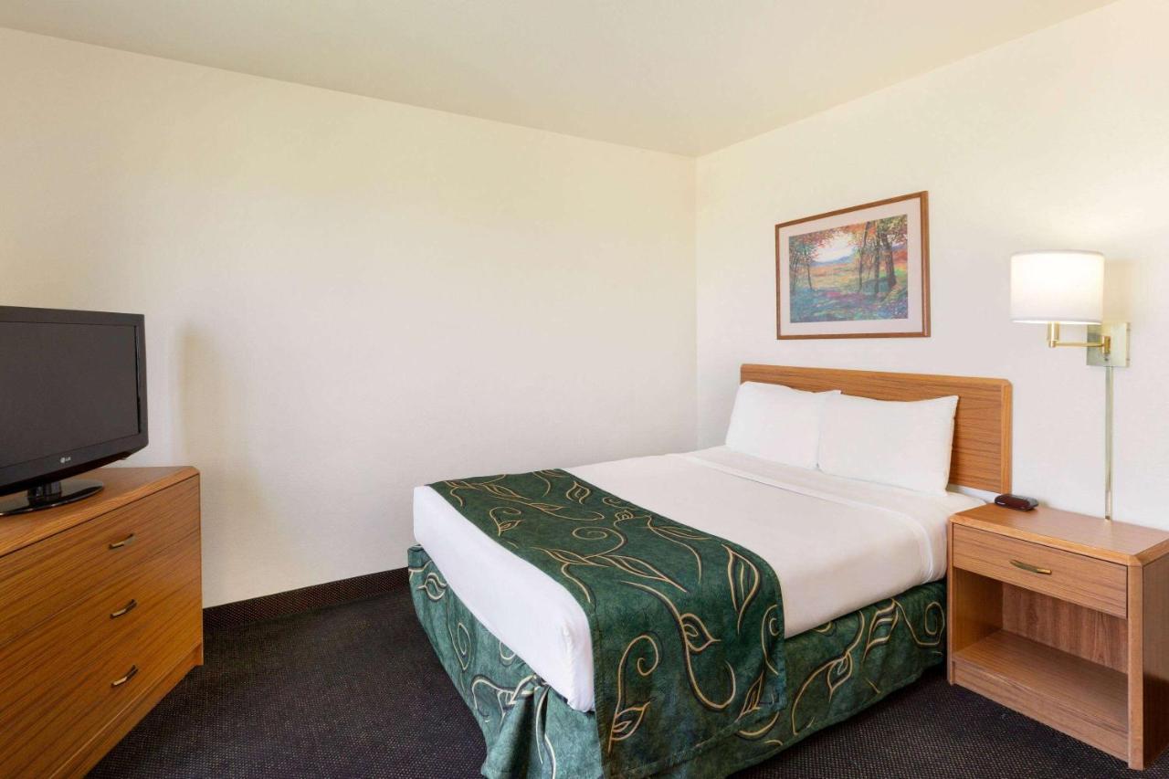 Travelodge By Wyndham Sharon Springs 外观 照片