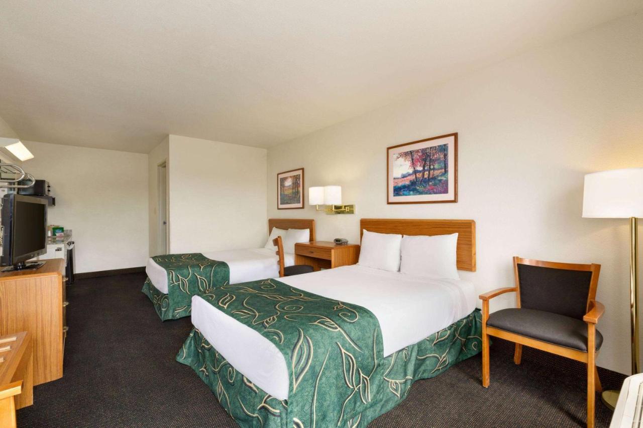 Travelodge By Wyndham Sharon Springs 外观 照片