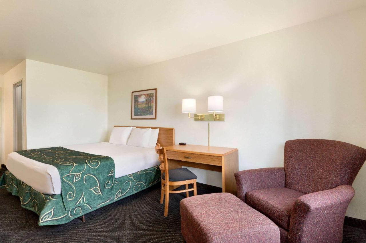 Travelodge By Wyndham Sharon Springs 外观 照片